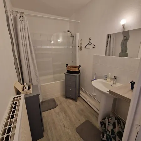 Proche Riva Bella Apartment *